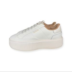 Brand New Fila Platform Sneakers